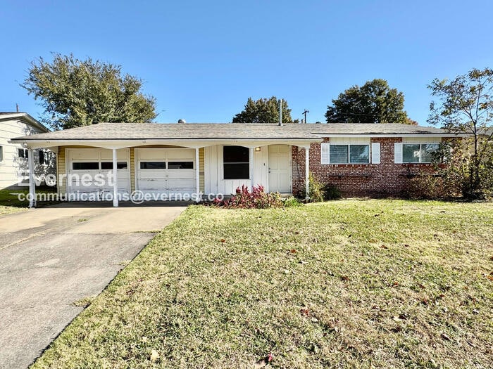 1113 N Hickory Ave, Broken Arrow, OK 74012 - photo 1