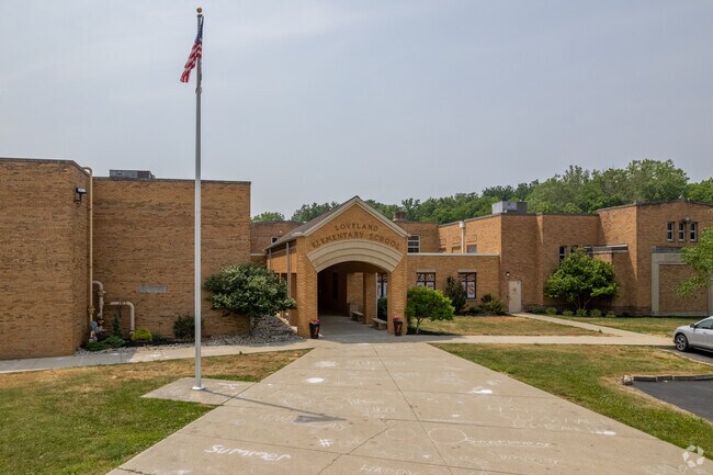 Loveland Elementary School near Epworth Heights has an A rating on Niche.
