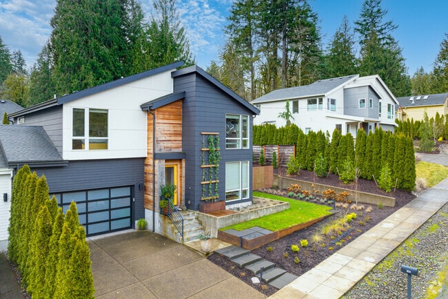 Single family home styles with a touch of modernism can be found throughout Arnold Creek.