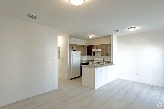 Parc Vista, Hialeah, FL 33014 - photo 4