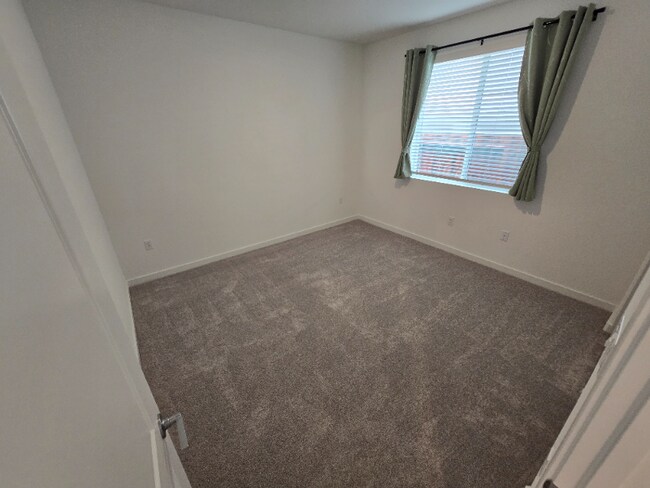 1743 Shingle Ave, Manteca, CA 95337 - photo 7