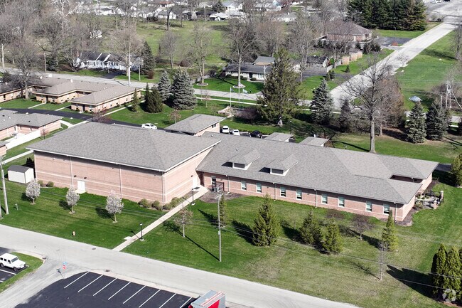James E Davis School