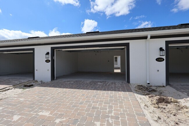 1363 Mount Royal Dr, Saint Cloud, FL 34771 - photo 4