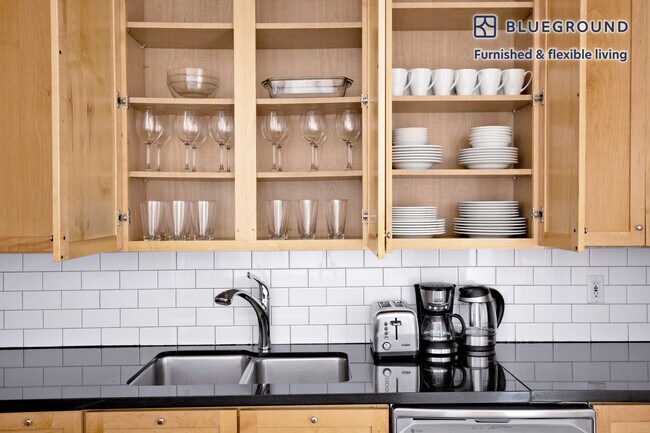 244 E 86th St unit FL5-ID716, New York, NY 10028 - photo 7