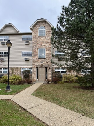 1508 Spring Brook Ct Unit 3A, Round Lake Beach, IL 60073