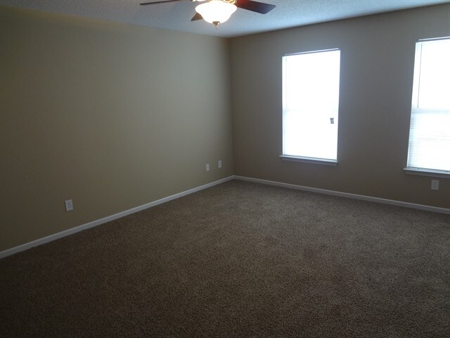 14421 Refreshing Garden Ln, Fishers, IN 46038 - photo 6