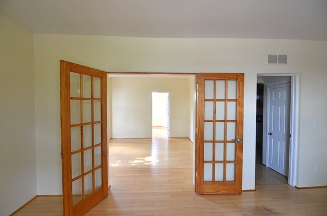 4213 Brownway Ave, Cincinnati, OH 45209 - photo 4