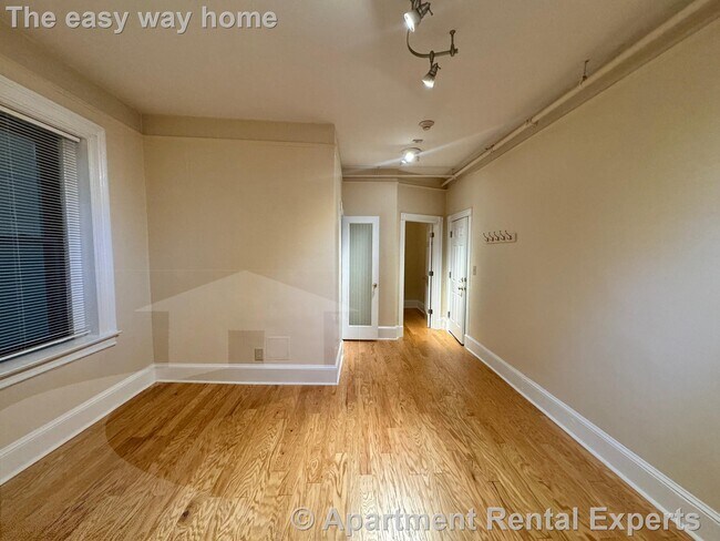 888 Massachusetts Ave unit 215, Cambridge, MA 02139 - photo 4