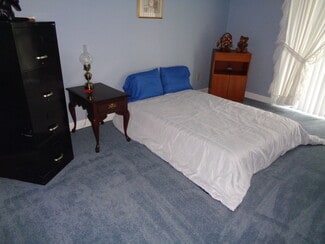 73 Bluestone Dr, Nashua, NH 03060