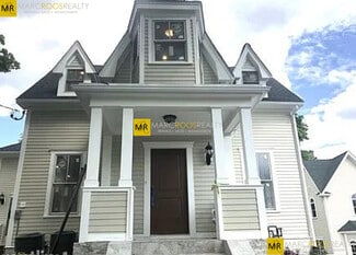 52 Rowe St, Auburndale, MA 02466