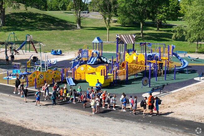 Year-round activities are found at Lakewood Hills Park.