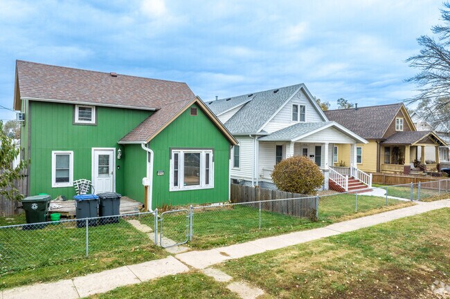 Older homes in The South End are closer to Downtown Council Bluffs.