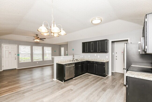 2607 Whitehurst Dr, Fort Worth, TX 76133 - photo 7