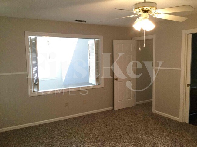 3277 Embry Downs Ct, Atlanta, GA 30340 - photo 5