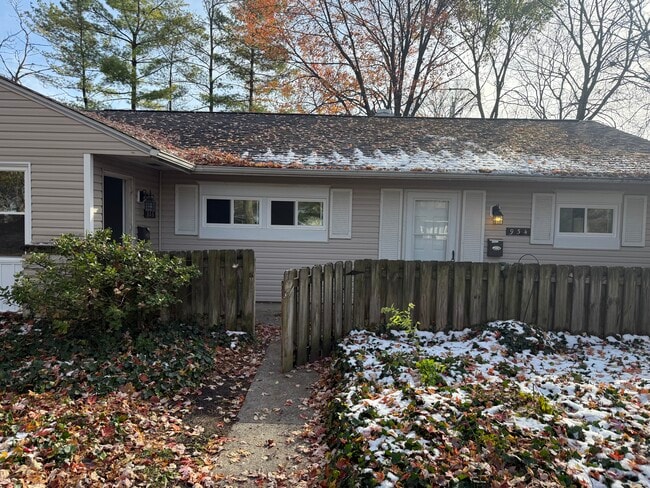 934 Kramer Ave, Columbus, OH 43212 - photo 2