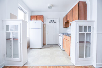 4735 W Addison St Unit 1A, Chicago, IL 60641