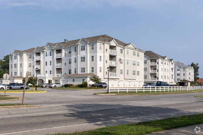 Condominiums are on the edge of Wildewood with easy access to the main roads.