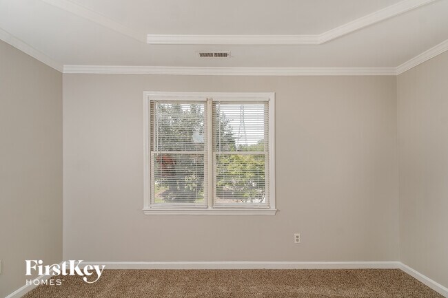 201 Bradford Pl Ln, Lewisville, NC 27023 - photo 6