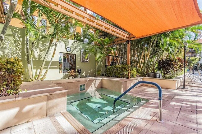 Madison at St. Petersburg unit 227, Saint Petersburg, FL 33701 - photo 7