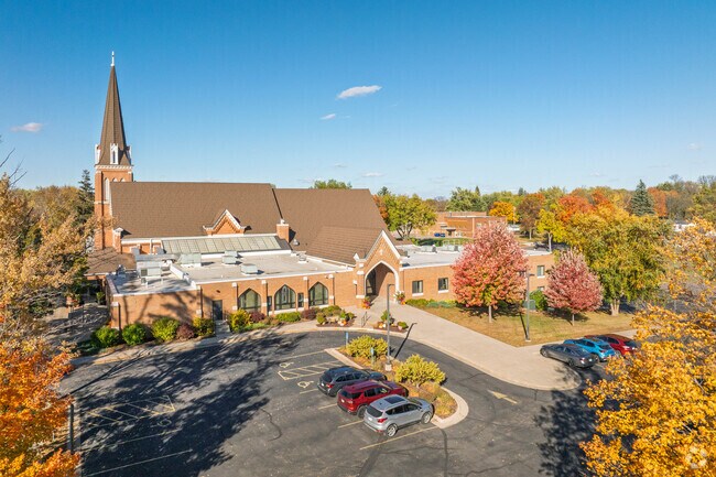 Faith, academics, and fun! It all happens here at First Lutheran School. Schedule a tour today!