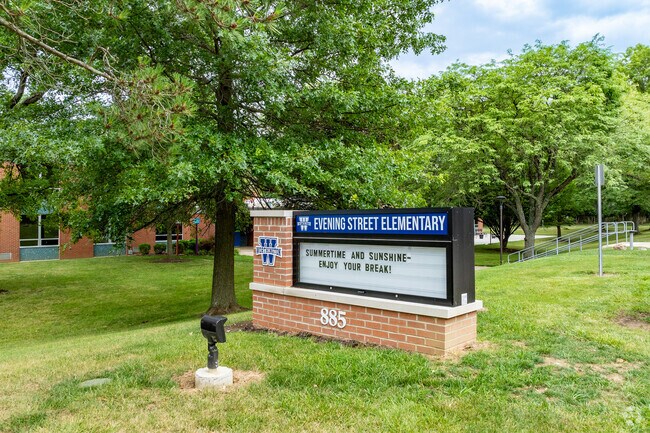 Evening Street Elementary School near Indian Hills serves the children in grades PK, K-5.