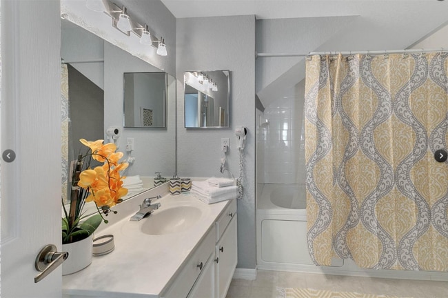 4561 Yellowgold Rd E, Kissimmee, FL 34746 - photo 4