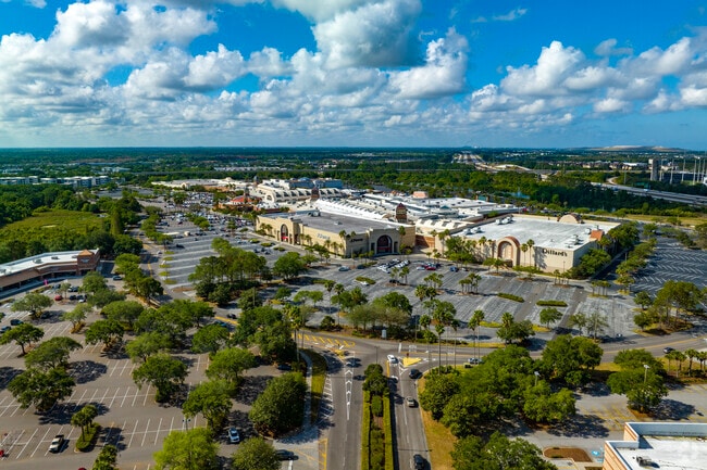Brandon Mall has ample parking for residents and visitors.