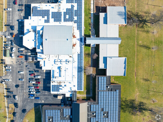 Mt Orab Middle School is in the same building as the elementary school.