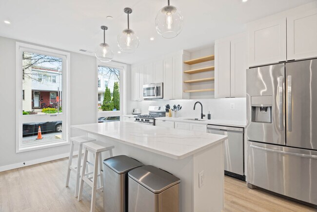 Euclid (Furnished Rooms), Washington, DC 20001 - photo 2