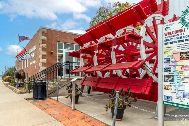 The Buffalo Bill Museum with friendly staff in LeClaire.