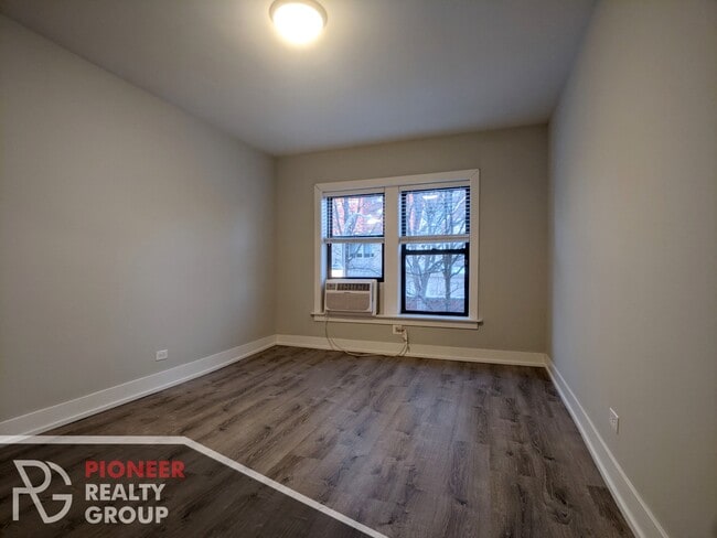 711 W Brompton Ave unit 709-37, Chicago, IL 60657 - photo 3