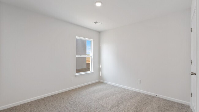 1500 Western Square Dr unit 36209084, Laurens, SC 29360 - photo 6