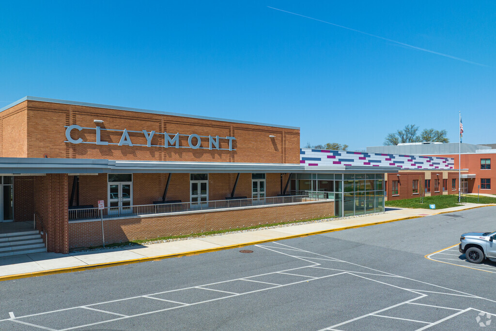 Claymont Elementary School, Rankings & Reviews