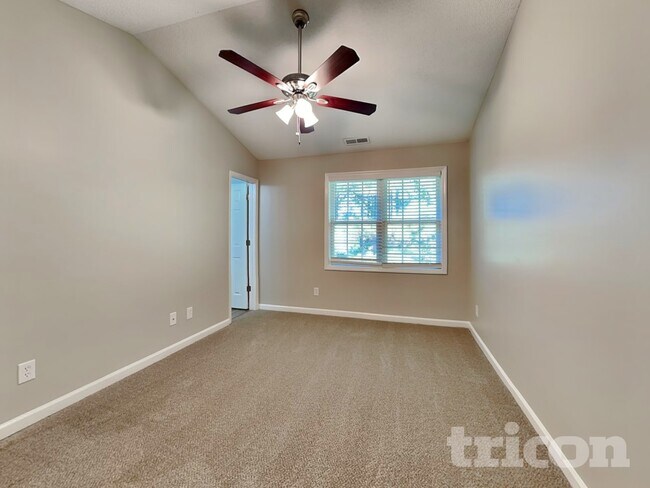 4813 Windbreak Ln, Raleigh, NC 27616 - photo 6