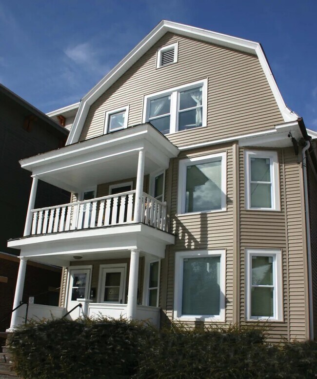 410 W Mifflin St unit 1, Madison, WI 53703 - photo 3