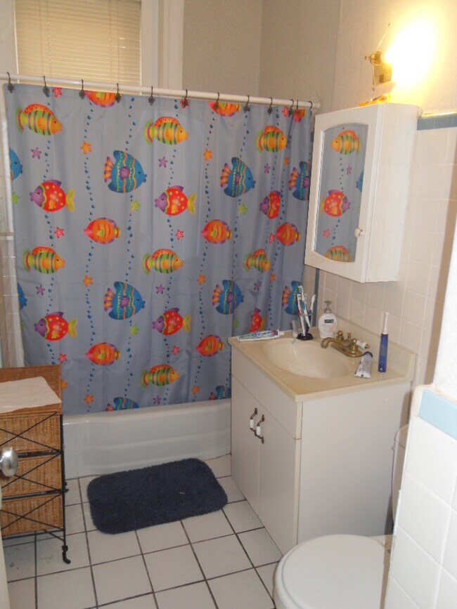 10 Parkway Rd unit 2, Brookline, MA 02445 - photo 3