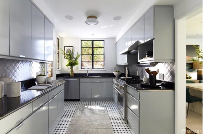 2211 Leavenworth St unit 1 private room in 3, San Francisco, CA 94133 - photo 5