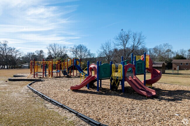 Mill Creek Elementary School	offers a great educational experience for k-5th grade.