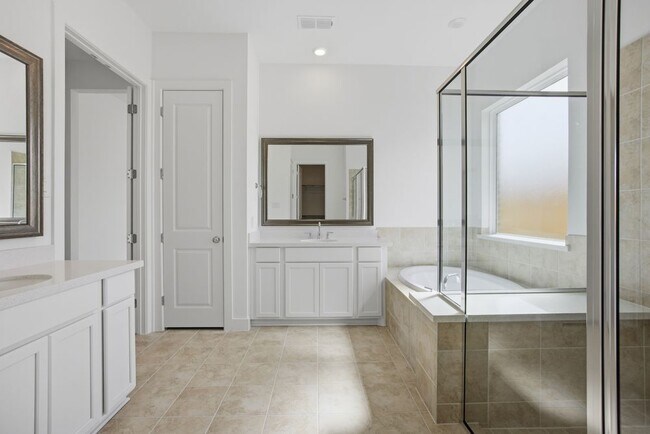 8910 Hampshire Oaks Dr, Cypress, TX 77433 - photo 6