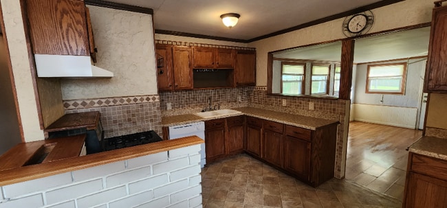 3365 Buckner St, Springfield, IL 62703 - photo 4