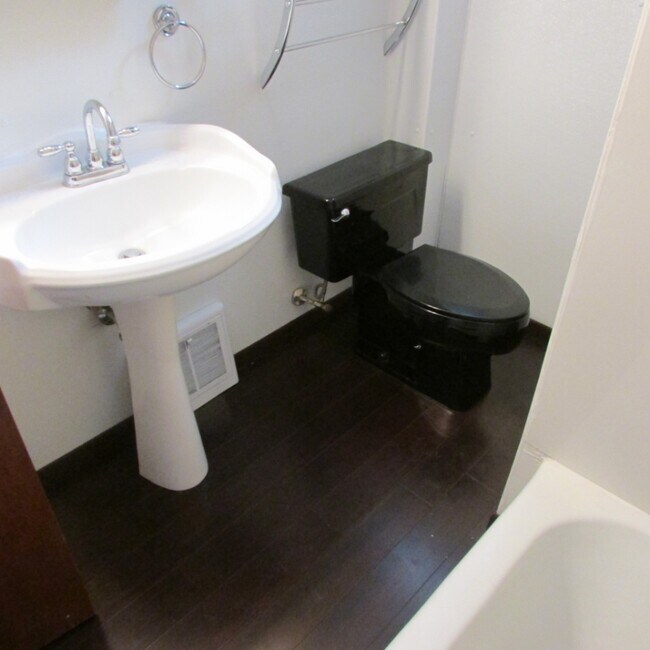 1911A Smelter Ave NE, Black Eagle, MT 59414 - photo 6