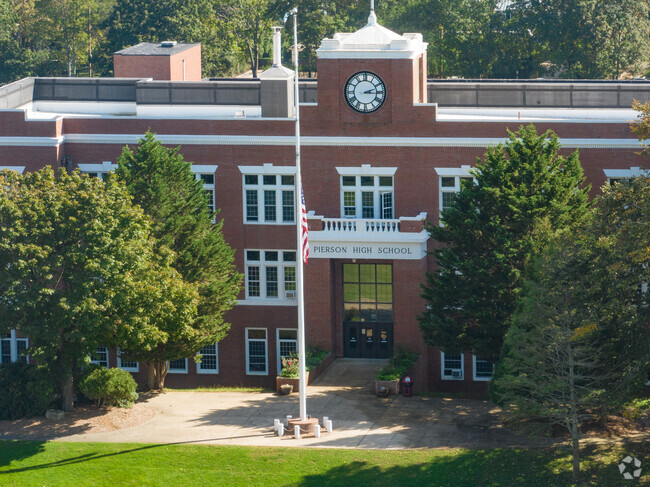 Pierson Middle/High School is a public institution.
