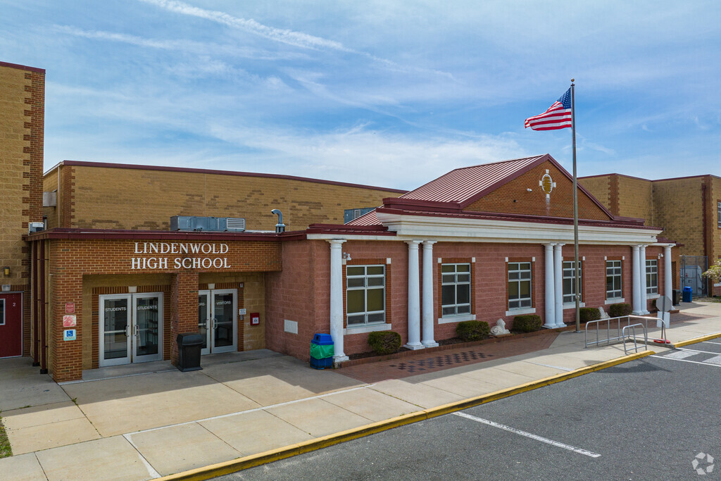 Lindenwold High School serves students living in Lindenwold, New Jersey.