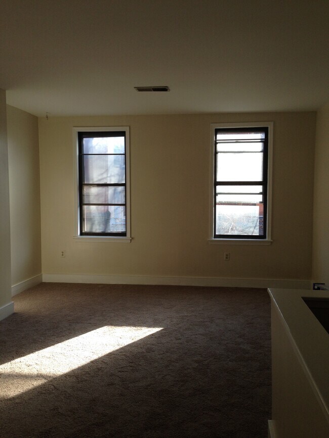 2315 South St unit . 2, Philadelphia, PA 19146 - photo 2