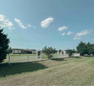 11 Coastal Ln, Hartsville, SC 29550