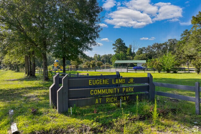 Eugene Lamb Recreation Center in Midway hosts fitness classes and community events.
