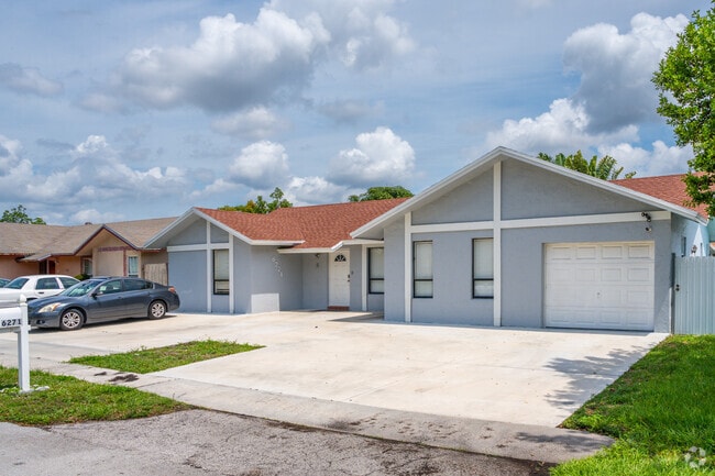 Many single-family homes in North Lauderdale, FL date back to the 1950s.