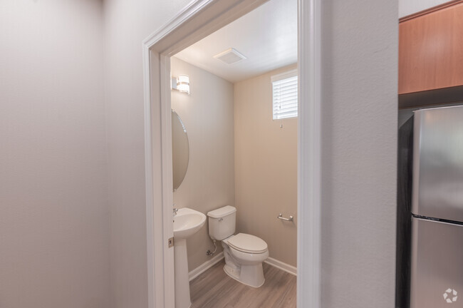 1 BR, 1.5 BA (1A) - 1023 SF