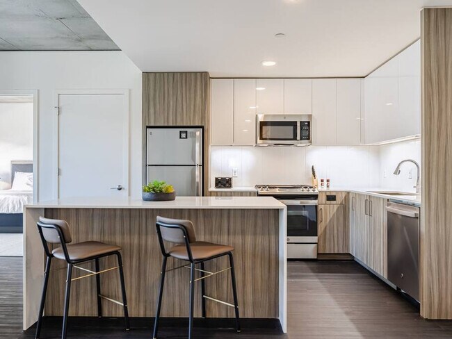 1550 NW Naito Pkwy unit ID1226764P, Portland, OR 97209 - photo 6