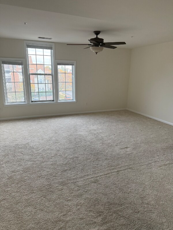 6914 Ellingham Cir unit F, Alexandria, VA 22315 - photo 3
